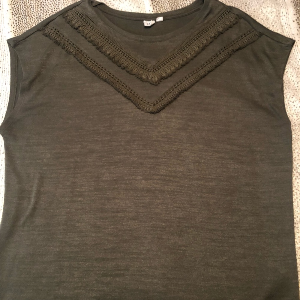 Gap Top - Green